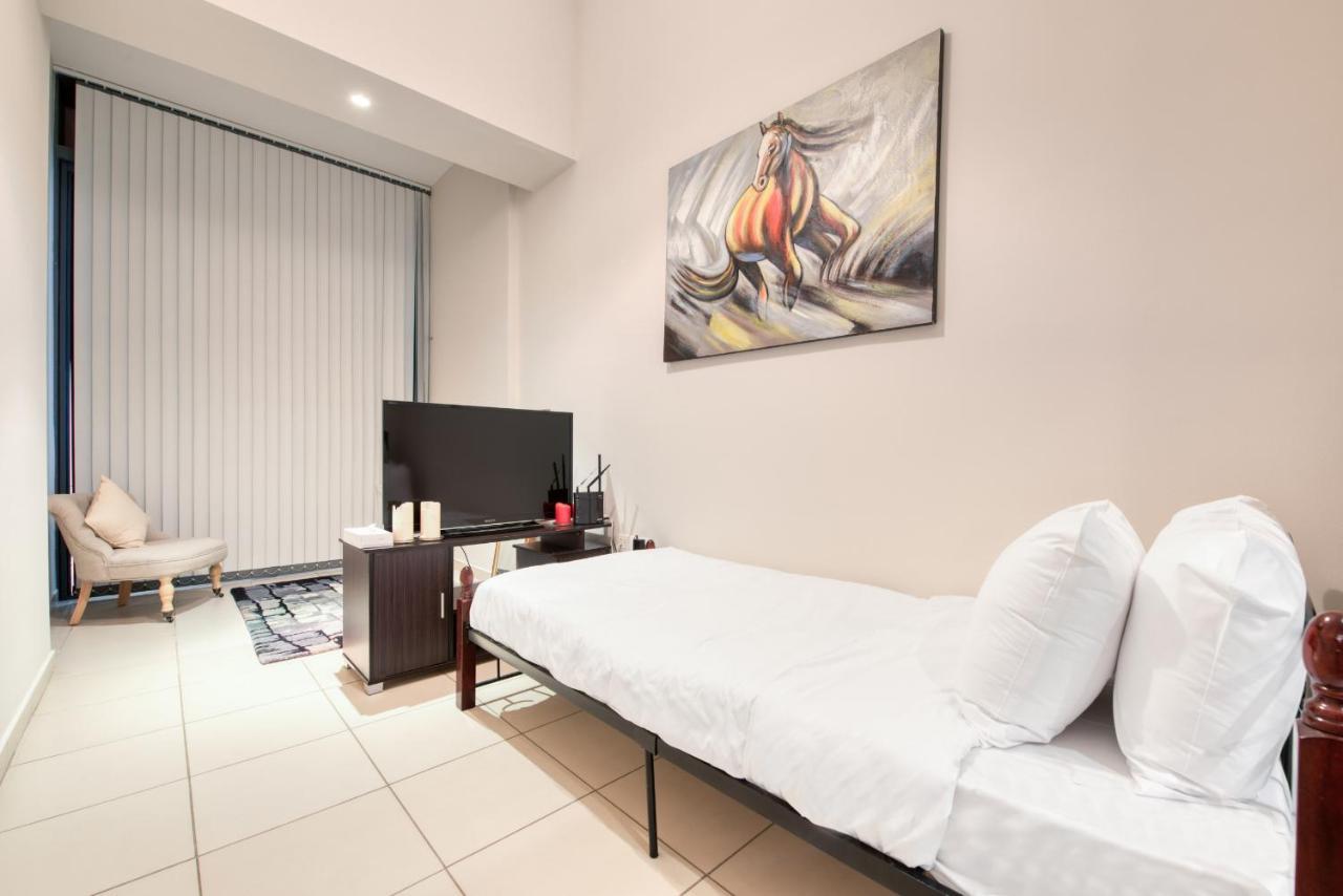 Maison Privee - Big, Bright, Luxury Marina Views Apt Next To Beach Dubaj Kültér fotó