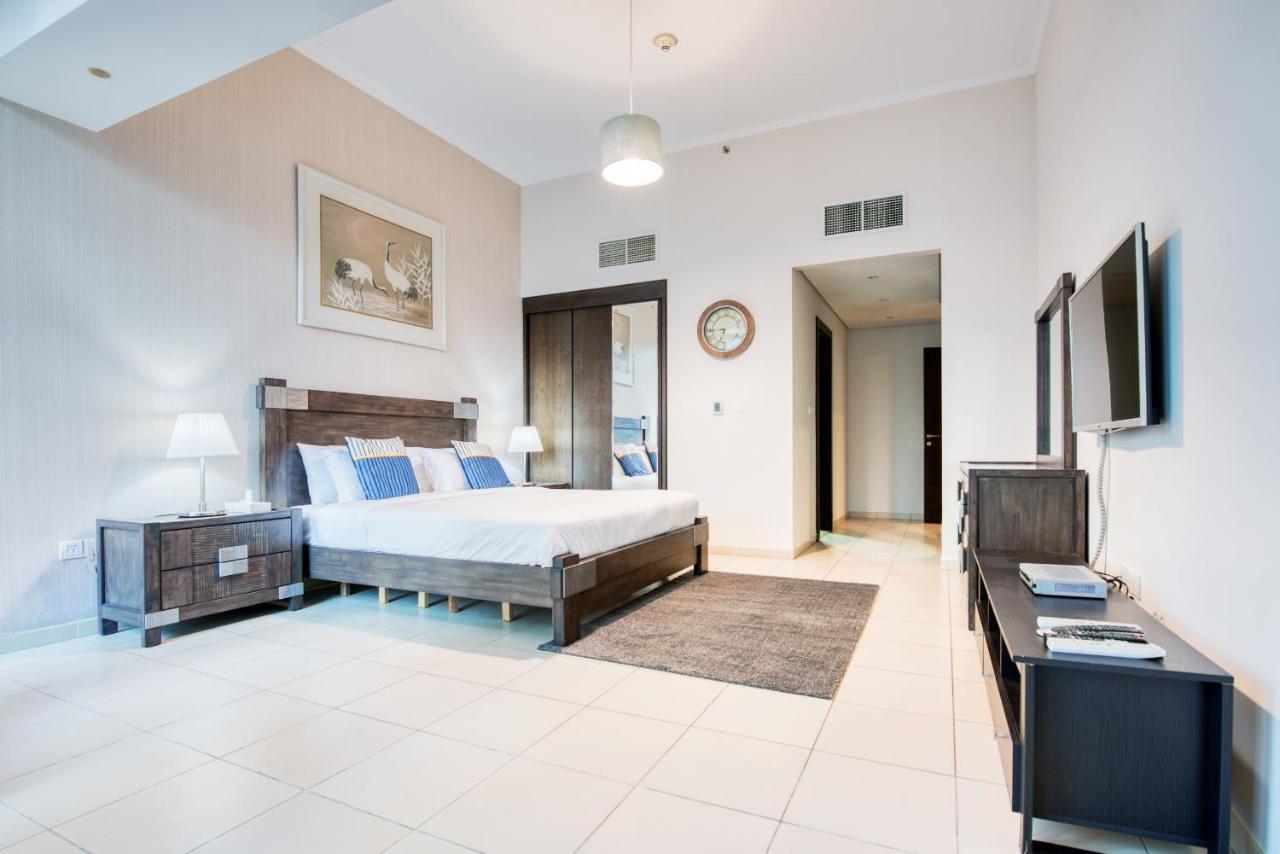 Maison Privee - Big, Bright, Luxury Marina Views Apt Next To Beach Dubaj Kültér fotó