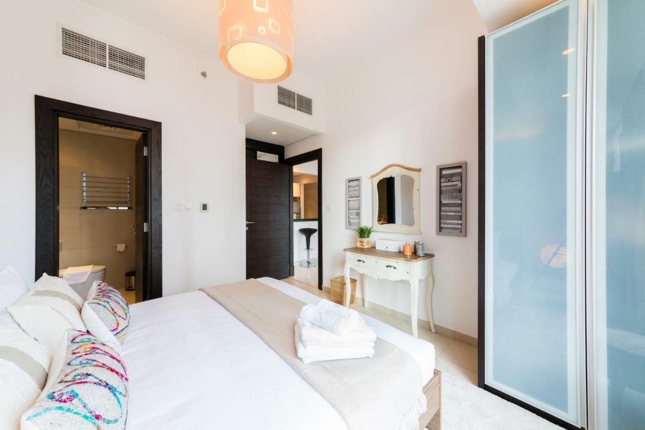 Maison Privee - Big, Bright, Luxury Marina Views Apt Next To Beach Dubaj Kültér fotó